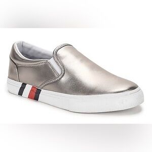 Tommy Hilfiger silver slip on flats SZ 7